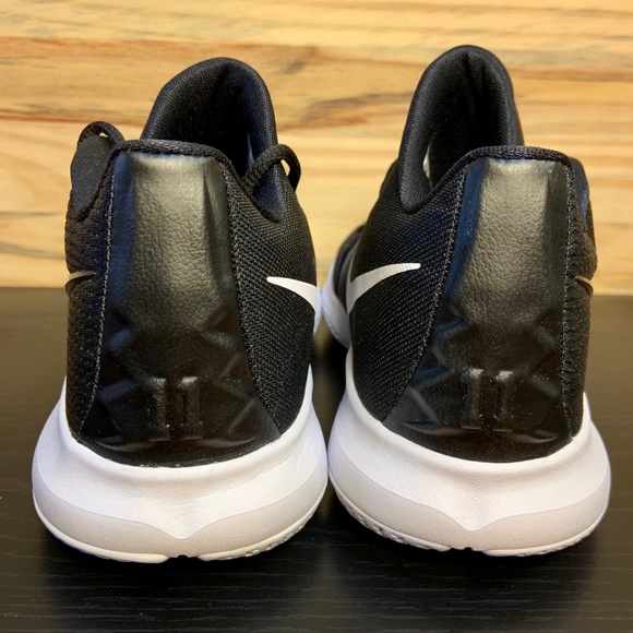 kyrie brooklyn shoes